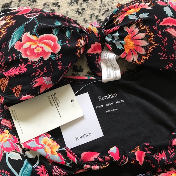 Bershka Cut Out Swimsuit - Picture 3 of 4